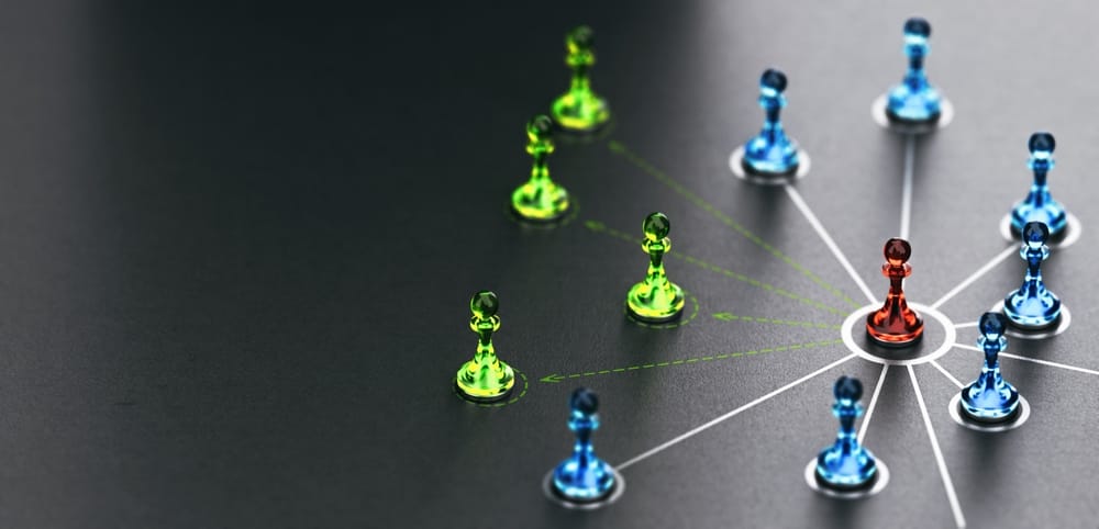 chess pawns internally linked